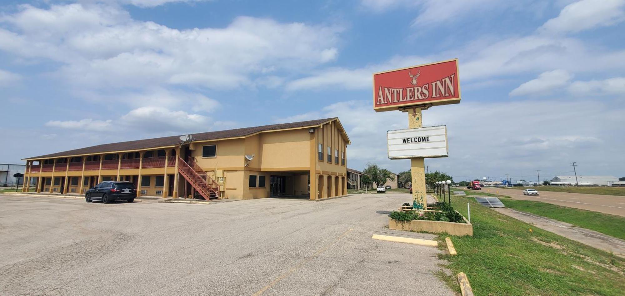 Antlers Inn Cuero Zewnętrze zdjęcie
